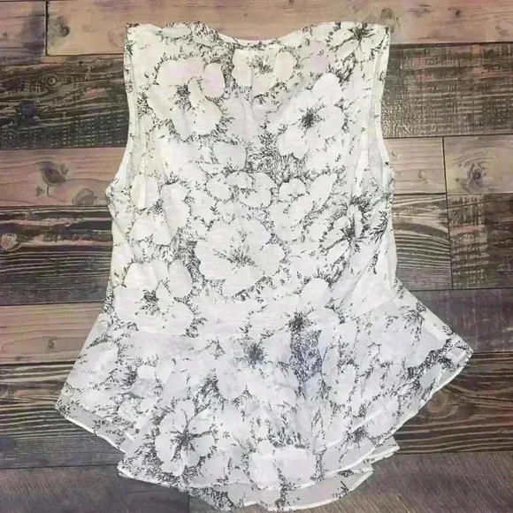 Lucky Brand top size Xsmall - Picture 4 of 4